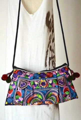 EMBROIDERDED LAILA PURSE