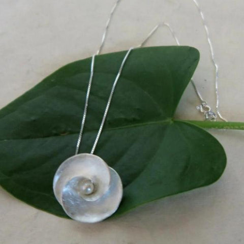 PEARL FLOWER STERLING NECKLACE